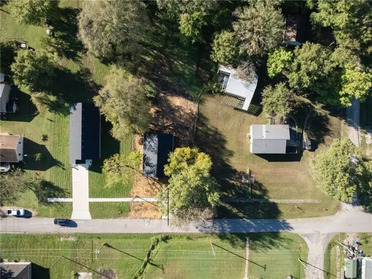 Overhead view of home and lot at 305 E Pacific St, Holden, Missouri - DRAT House 2